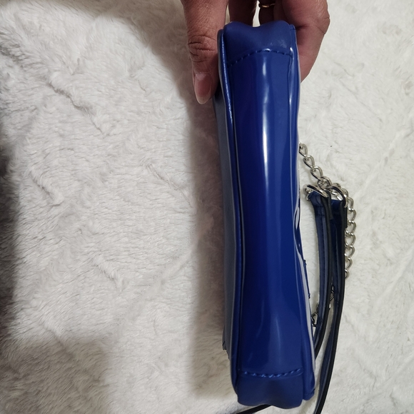 Kate Landry Blue Women's Crossbody Cellphone Size Bag - Picture 4 of 10